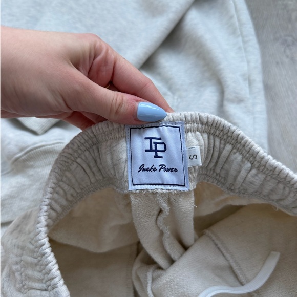 Inaka Power Cream Hoodie (M) and Shorts (S) Set - Picture 2 of 7